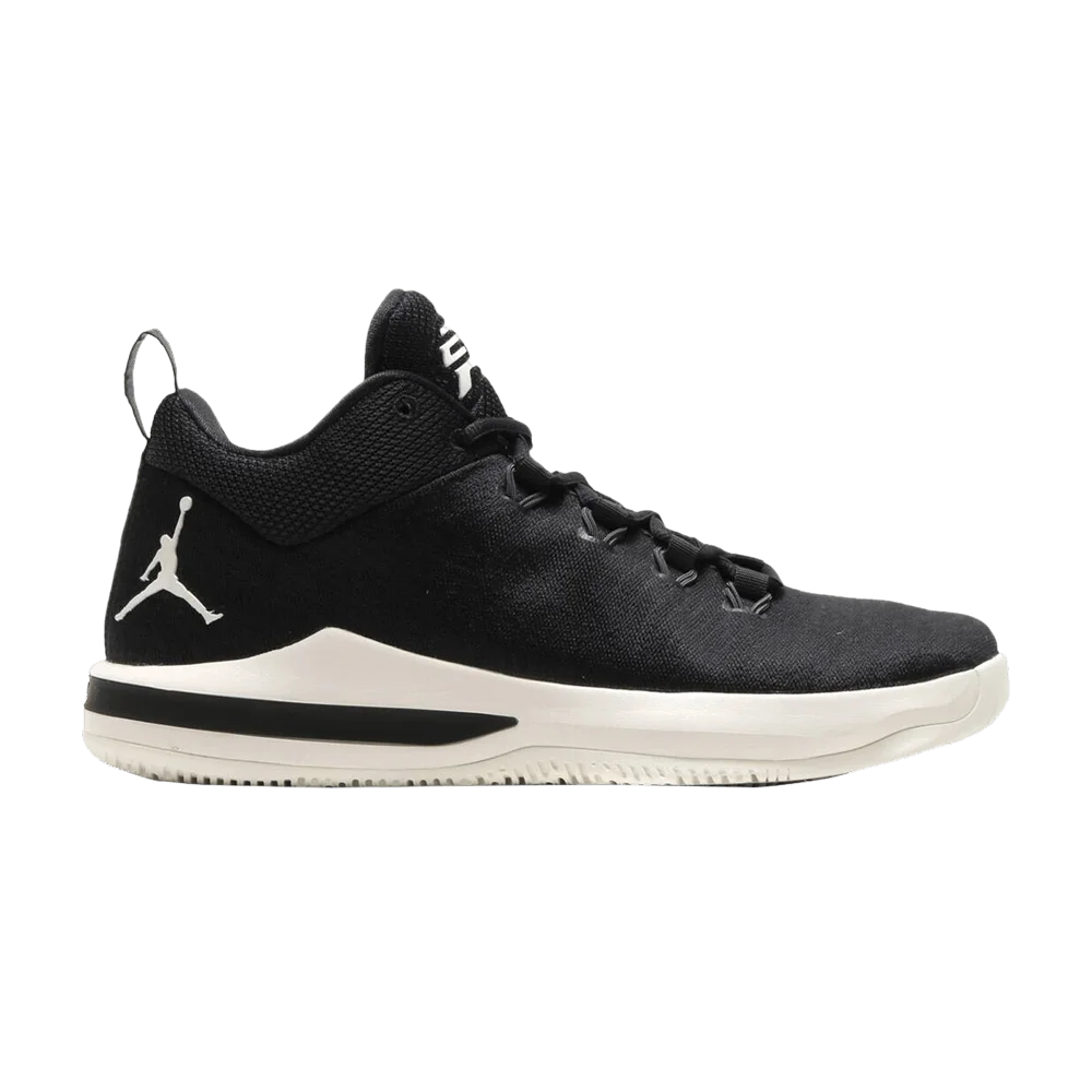 Krossovki-Air-Jordan-CP3.X-AE-Black-Sail