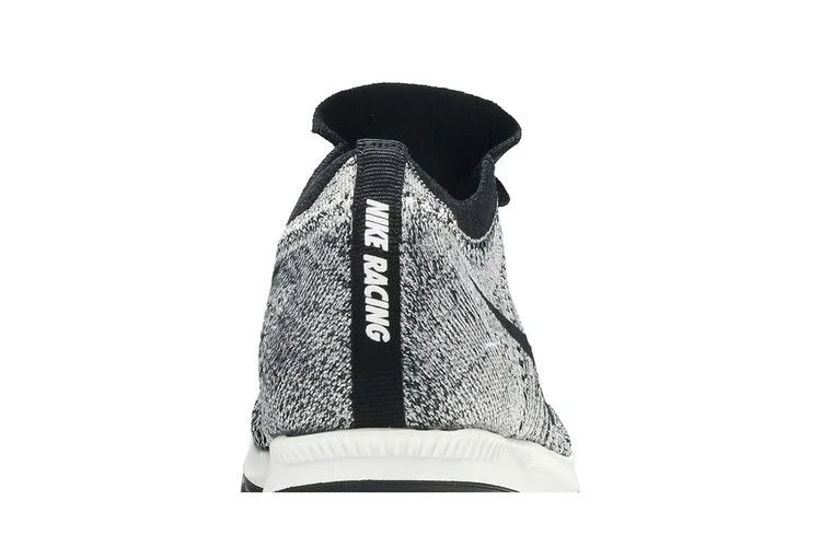 Кроссовки Nike Zoom Flyknit Streak 'Oreo'