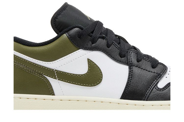 air-jordan-1-low-gs-black-toe-medium-olive-553560-092_01