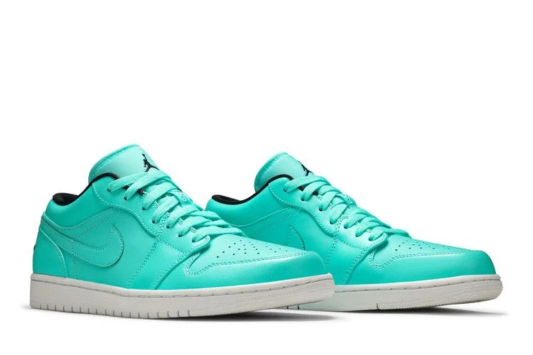 Krossovki-Air-Jordan-1-Low-Hyper-Turquoise-7