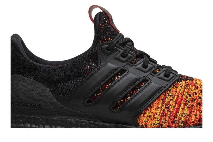 Krossovki-Game-of-Thrones-x-adidas-UltraBoost-4.0-House-Targaryen-Dragons-1