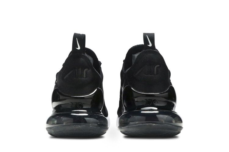 air-max-270-gs-triple-black-943345-001_05