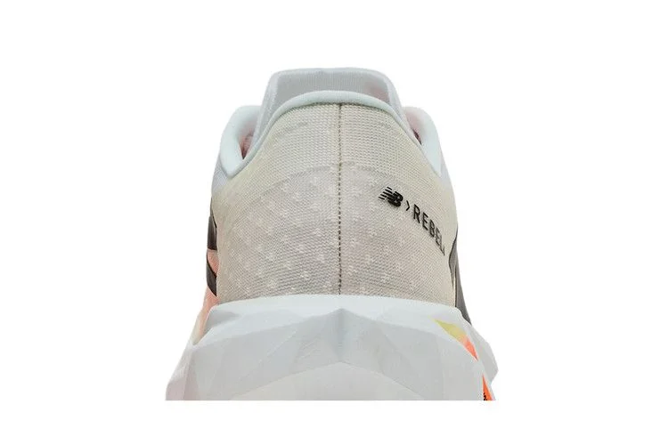 Krossovki-New-Balance-FuelCell-Rebel-v4-Sunrise-Pack-6