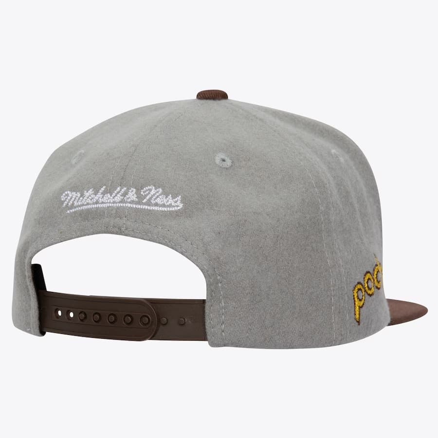 Бейсболка Mitchell & Ness Gray San Diego Padres Melt Stitch Snapback Hat