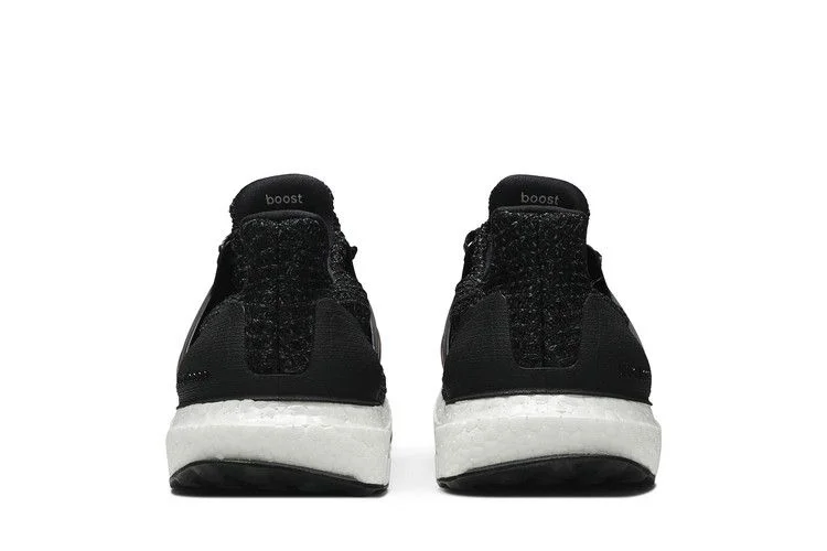 Кроссовки Ren Zhe x adidas UltraBoost 4.0 J 'Chinese New Year'