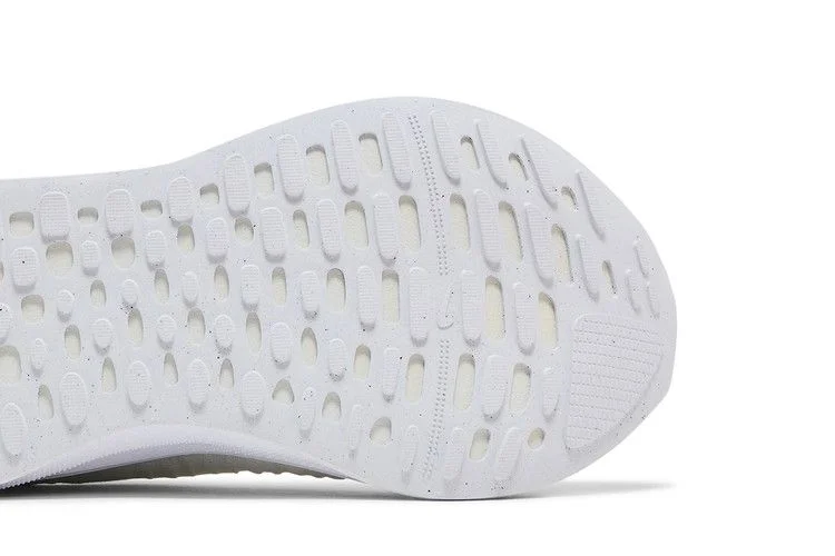 Кроссовки Nike ReactX Infinity Run 4 Extra Wide 'Triple White'