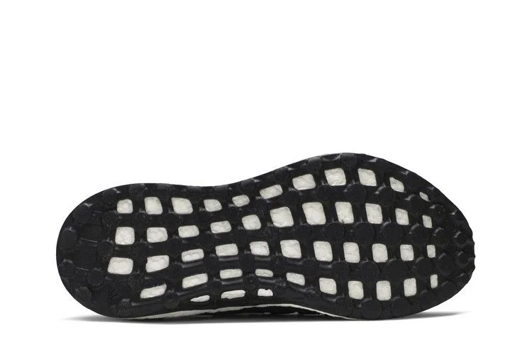 Krossovki-adidas-PureBoost-Core-Black-3