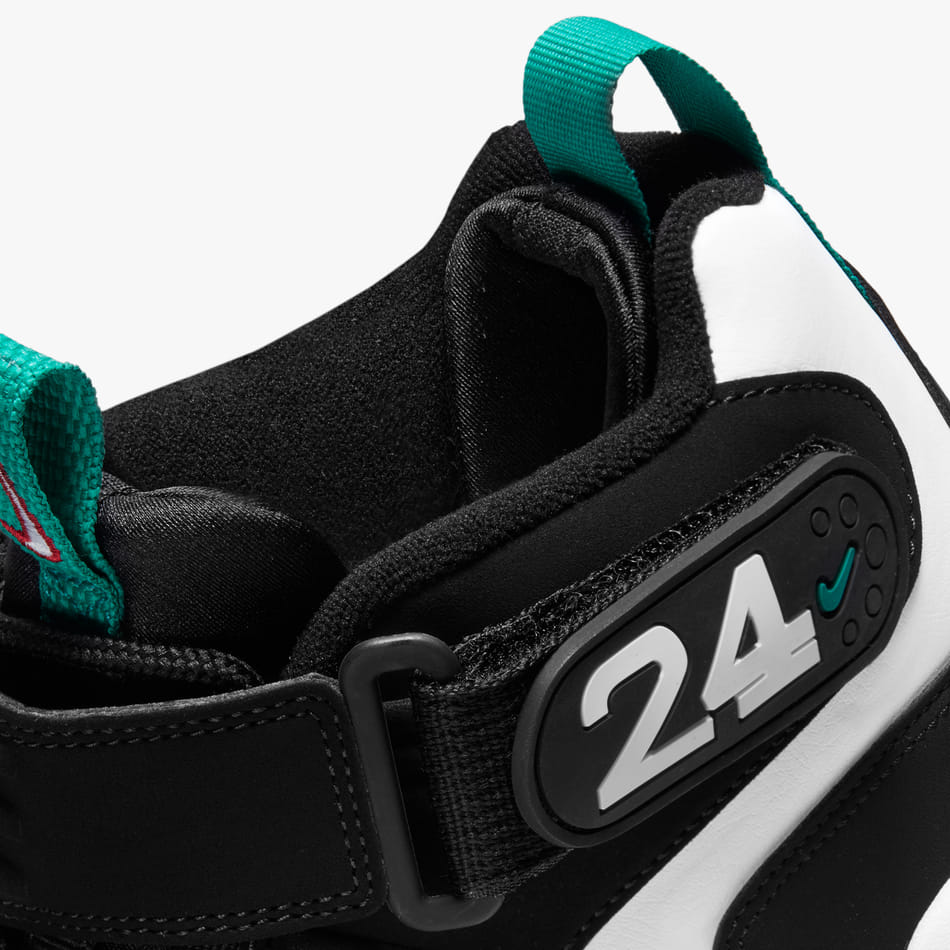 Nike-Air-Griffey-Max-1-White-Freshwater-2021-7