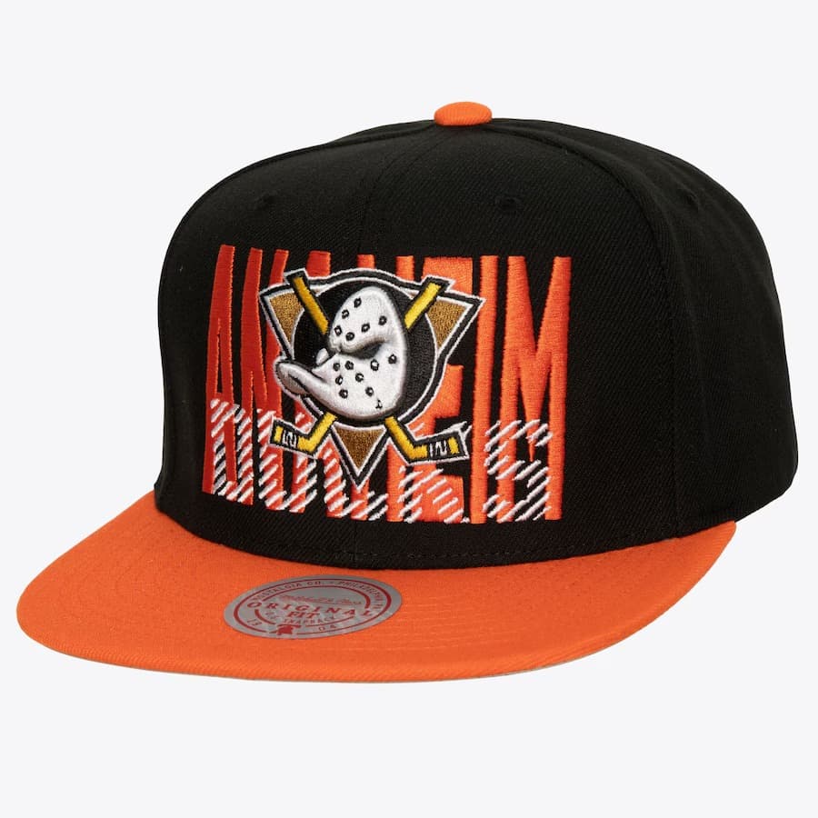 Бейсболка Mitchell & Ness Black Anaheim Ducks Cross Check Snapback Hat