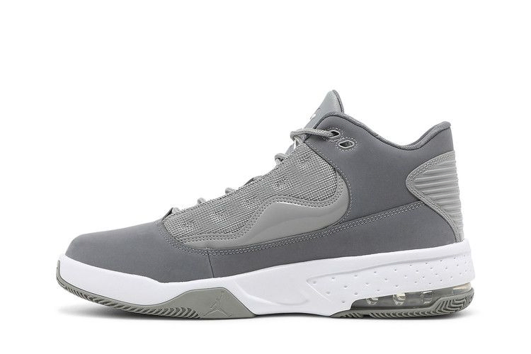 Кроссовки Air Jordan Max Aura 2 'Medium Grey'