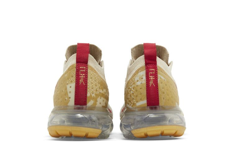 wmns-air-vapormax-2-flyknit-chinese-new-year-bq7037-001_05