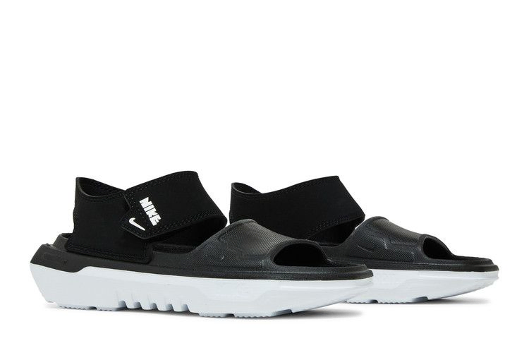 playscape-gs-black-white-cu5296-001_07