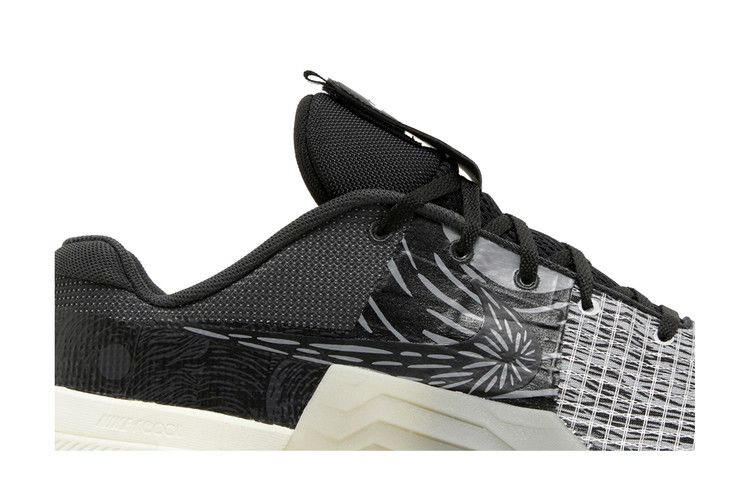 metcon-8-amp-dark-smoke-grey-dq4675-001_01