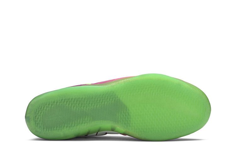 kobe-11-what-the-mambacurial-836183-635_03