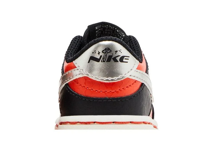 Krossovki-Nike-Dunk-Low-TD-Martian-6