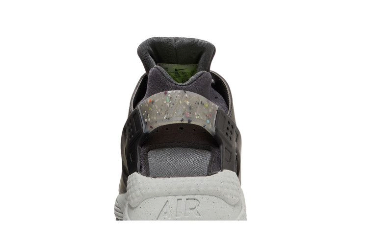 Кроссовки Nike Air Huarache Crater Premium 'Dark Smoke Grey'