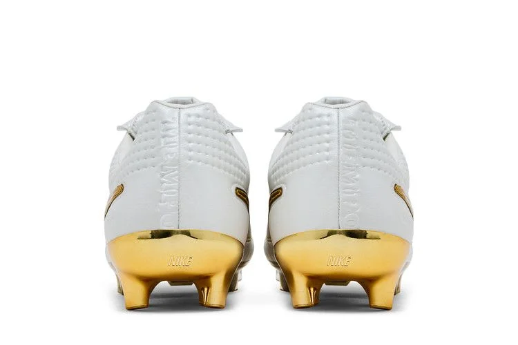 Кроссовки Nike Tiempo Legend SE FG 'Touch of Gold'