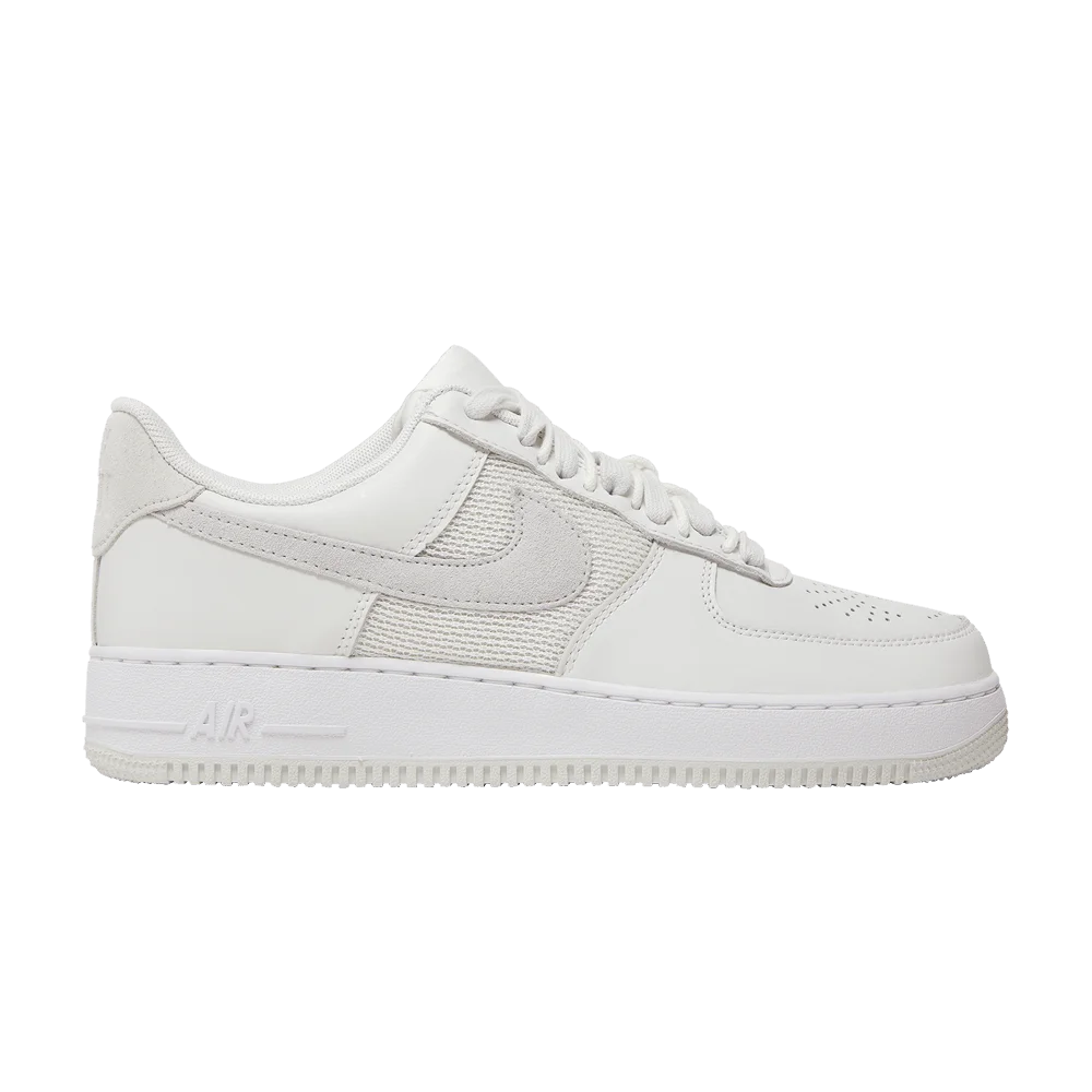 Krossovki-Slam-Jam-x-Nike-Air-Force-1-Low-Triple-White