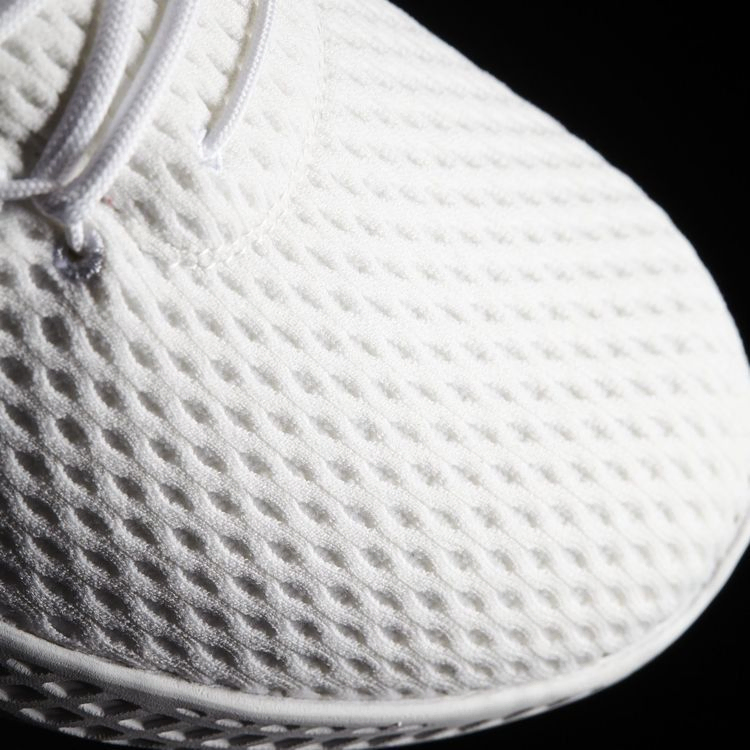 Кроссовки Pharrell x adidas Tennis Hu 'White Pink'