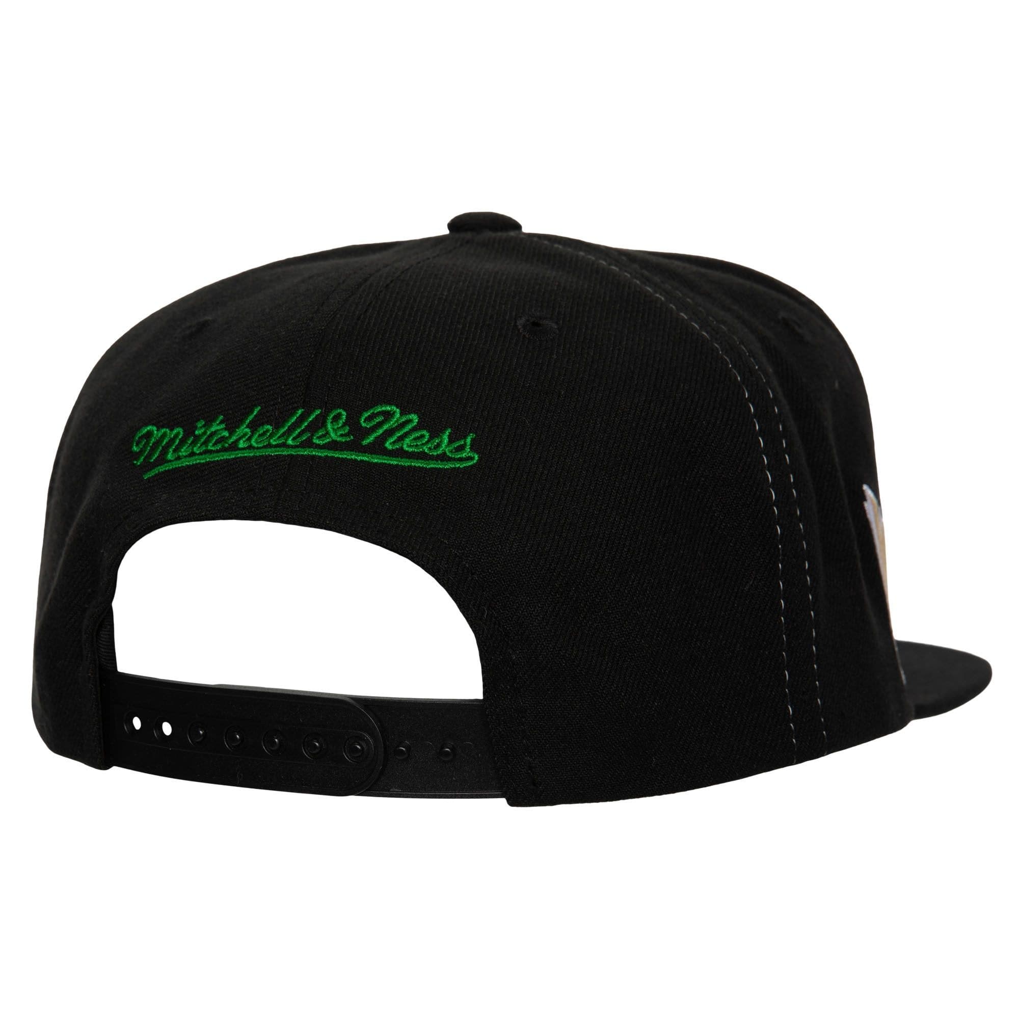 Mitchell-Ness-World-Champs-Snapback-Boston-Celtics-Hat-1