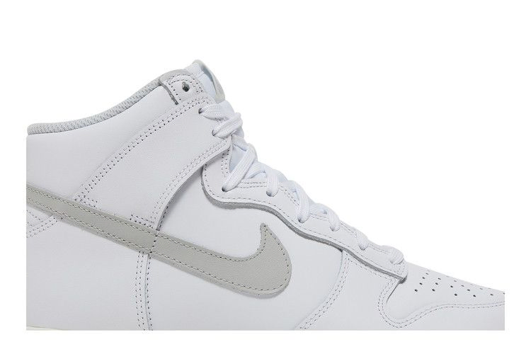 Кроссовки Nike Wmns Dunk High 'Grey Fog'