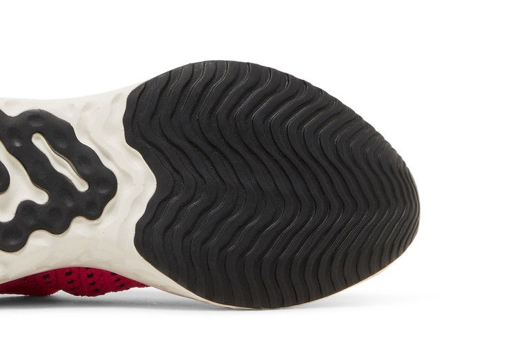 wmns-react-phantom-run-flyknit-2-pink-prime-zebra-dq7649-600_04