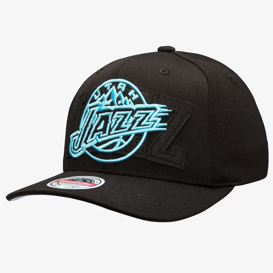 Бейсболка Mitchell & Ness Black Utah Jazz Hardwood Classics Triple-Double Classic Snapback Hat