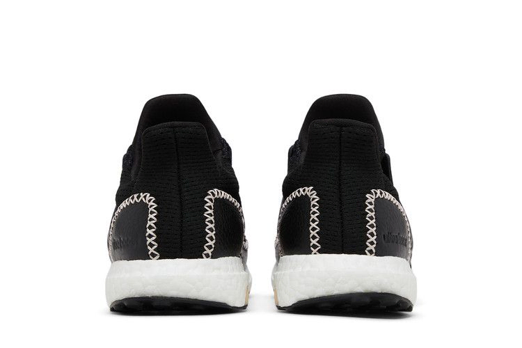 Кроссовки adidas UltraBoost 1.0 'Black Wonder Quartz'