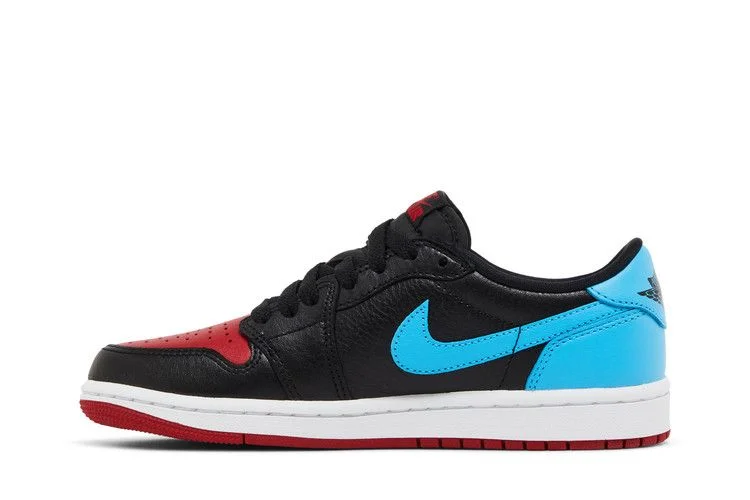 Кроссовки Wmns Air Jordan 1 Retro Low OG 'NC to Chi'