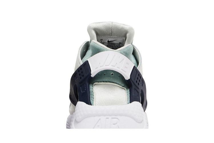 wmns-air-huarache-photon-dust-mica-green-dh4439-110_06