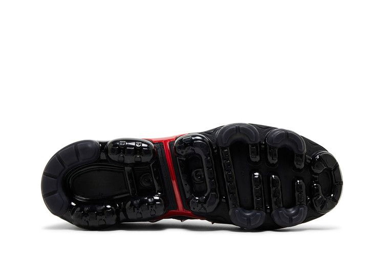 Кроссовки Nike Air VaporMax Plus 'University Red' 2024