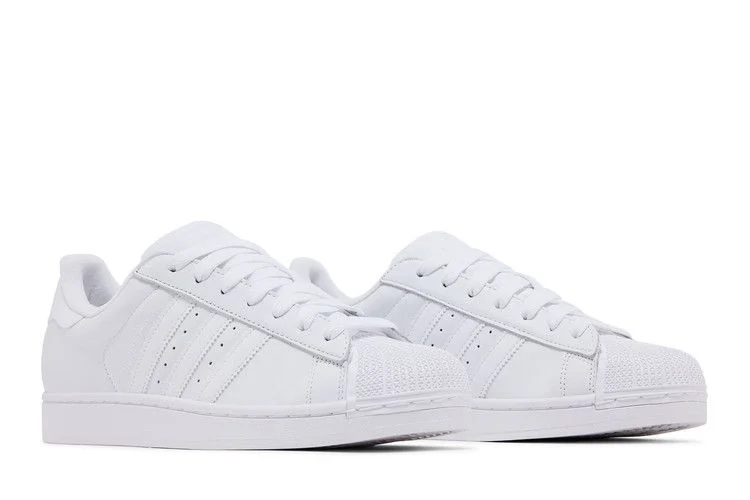 Krossovki-adidas-Superstar-2-Triple-White-7