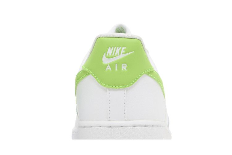 Кроссовки Nike Wmns Air Force 1 '07 'White Action Green'