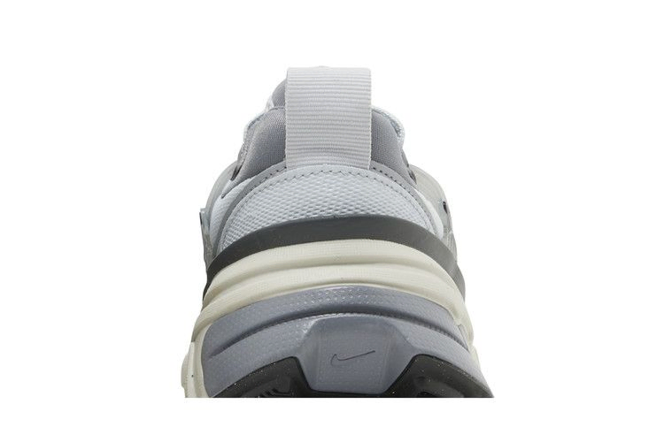 Кроссовки Nike Wmns V2K Run 'Pure Platinum Wolf Grey'