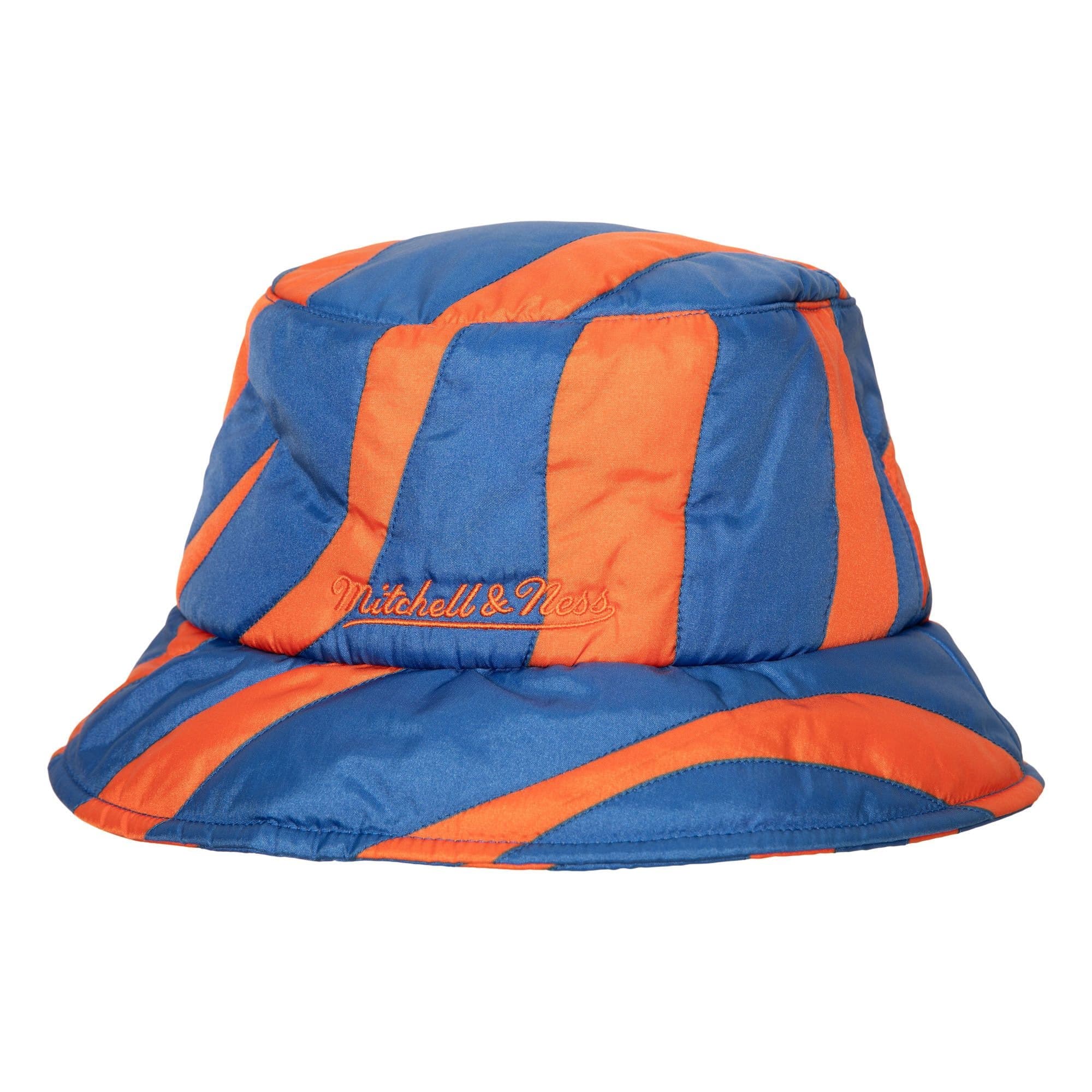Панама Mitchell & Ness x Melody Ehsani Quilted New York Knicks Bucket Hat