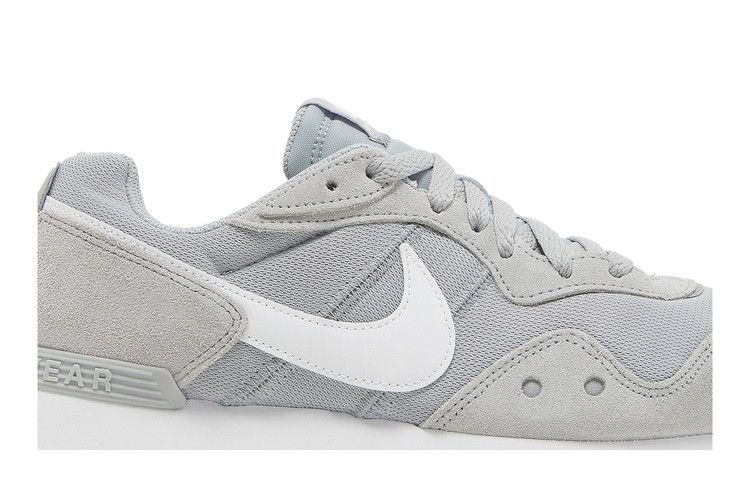Кроссовки Nike Venture Runner Wide 'Light Smoke Grey'