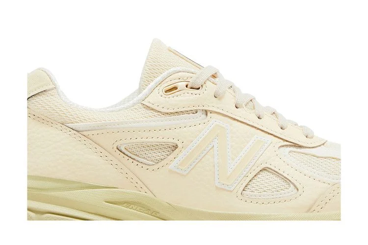 Кроссовки New Balance 990v4 Made in USA 'Macadamia Nut Morel'