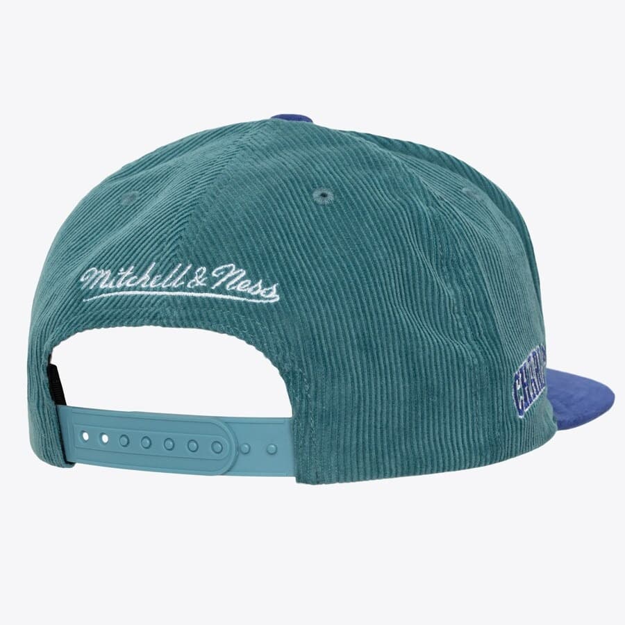 Бейсболка Mitchell & Ness Teal Blue Charlotte Hornets Hardwood Classics Sueduroy Snapback Hat