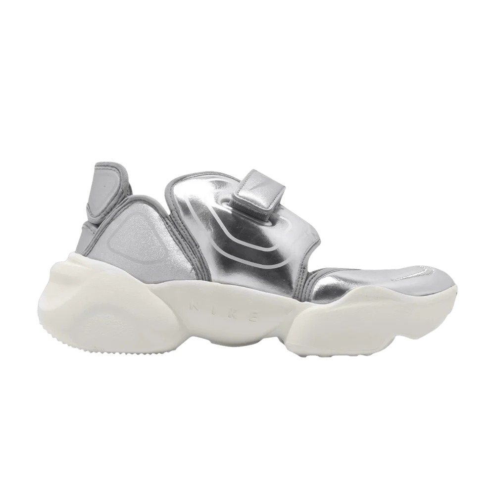 Nike-Wmns-Aqua-Rift-Liquid-Metal-Silver