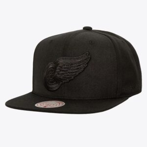 Mitchell-Ness-Black-Detroit-Red-Wings-Pearl-Snapback-Hat-300x300