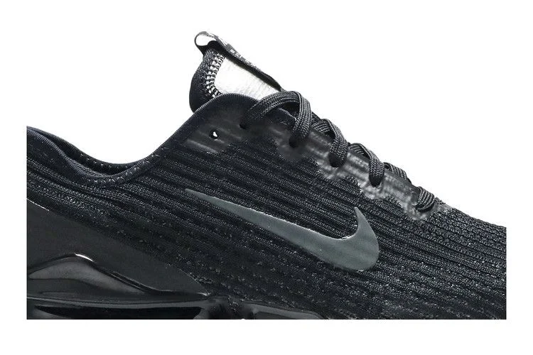 Krossovki-Nike-Air-VaporMax-Flyknit-3-GS-Black-Anthracite-1