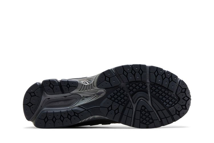 Кроссовки New Balance 1906R 'Black Silver'
