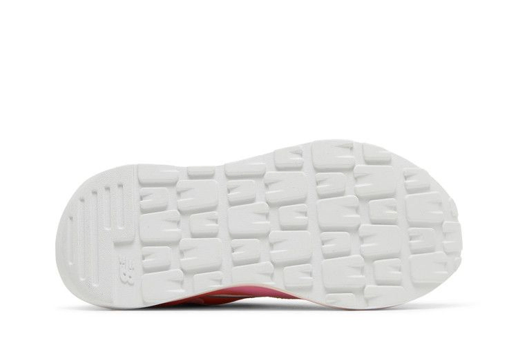 wmns-57-40-valentine-s-day-w5740vda_03
