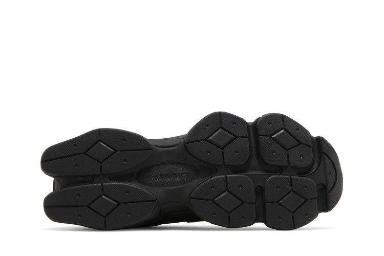 Кроссовки New Balance 9060 'Triple Black Suede Patent'