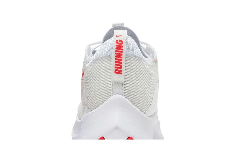 Кроссовки Nike Zoom Fly 4 'Platinum Tint Siren Red'