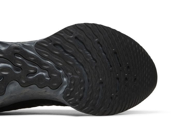 Кроссовки Nike React Infinity Run Flyknit 2 'Triple Black'
