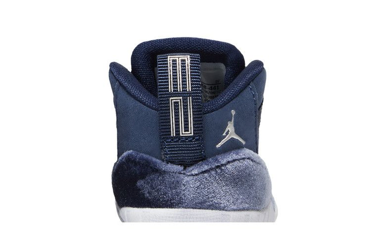 air-jordan-11-retro-cb-navy-velvet-fb1968-441_06