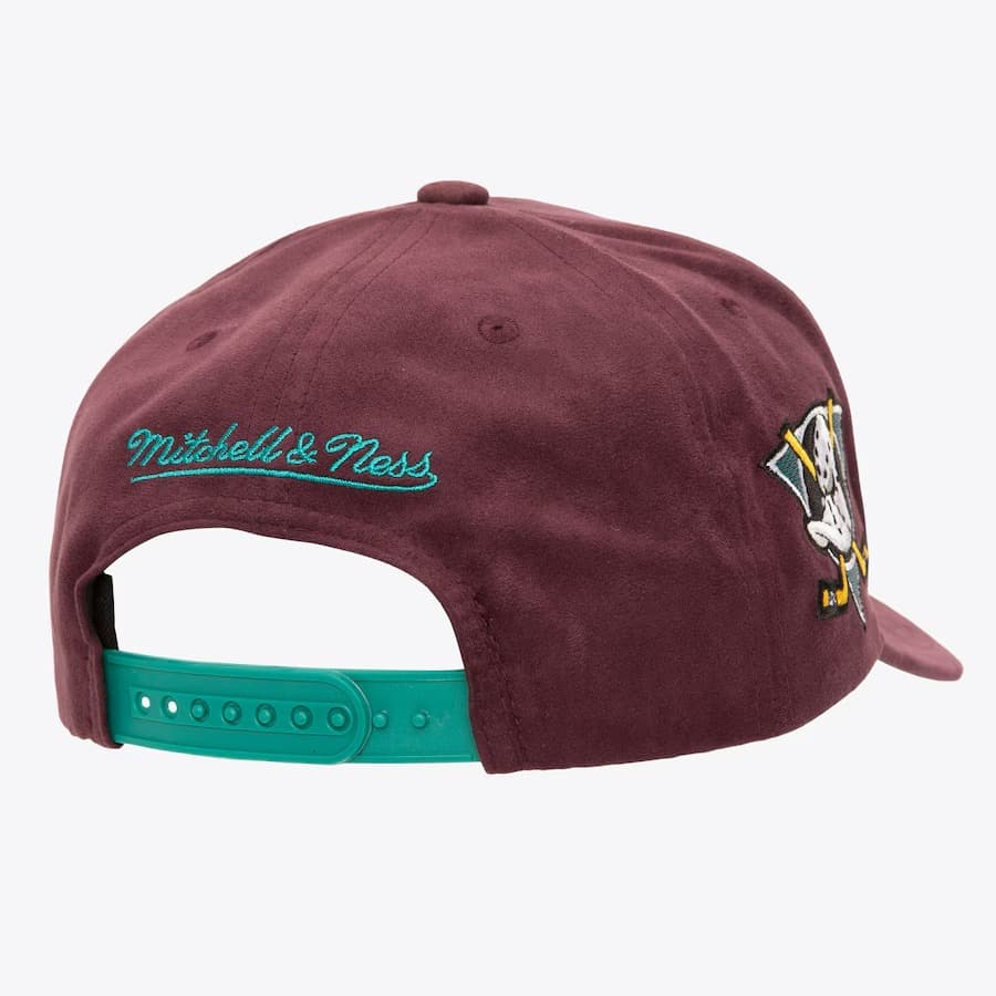 Бейсболка Mitchell & Ness Purple Anaheim Ducks Suede Pro Adjustable Hat
