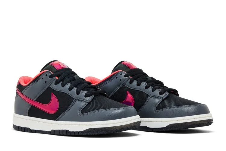 Krossovki-Kobe-Bryant-x-Nike-Dunk-Low-Protro-WNBA-All-Star-Weekend-7