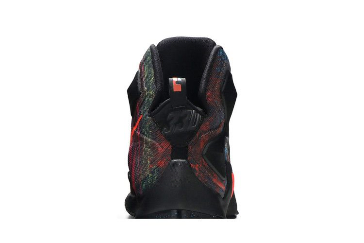 Кроссовки Nike LeBron 13 'Akronite'